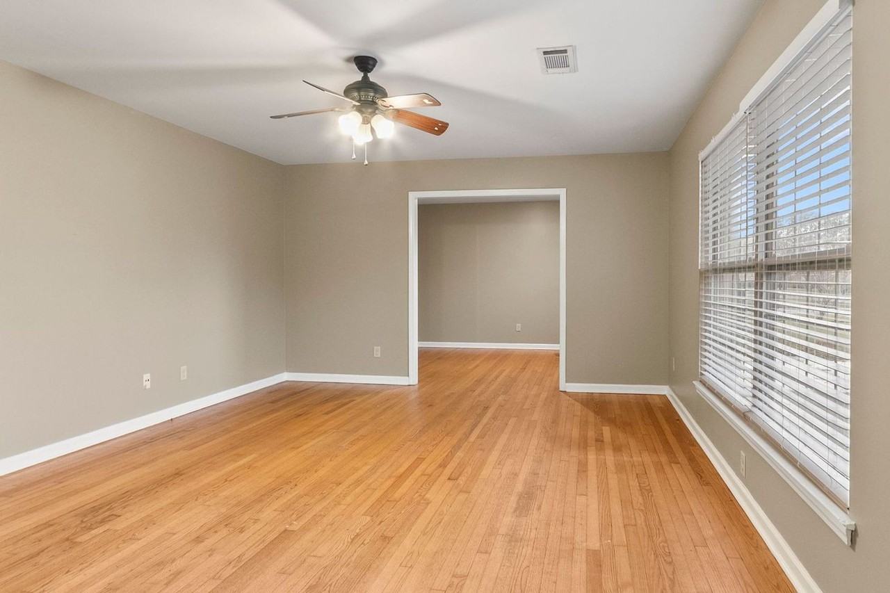 242 Cedar Crest - Photo 6 of 20