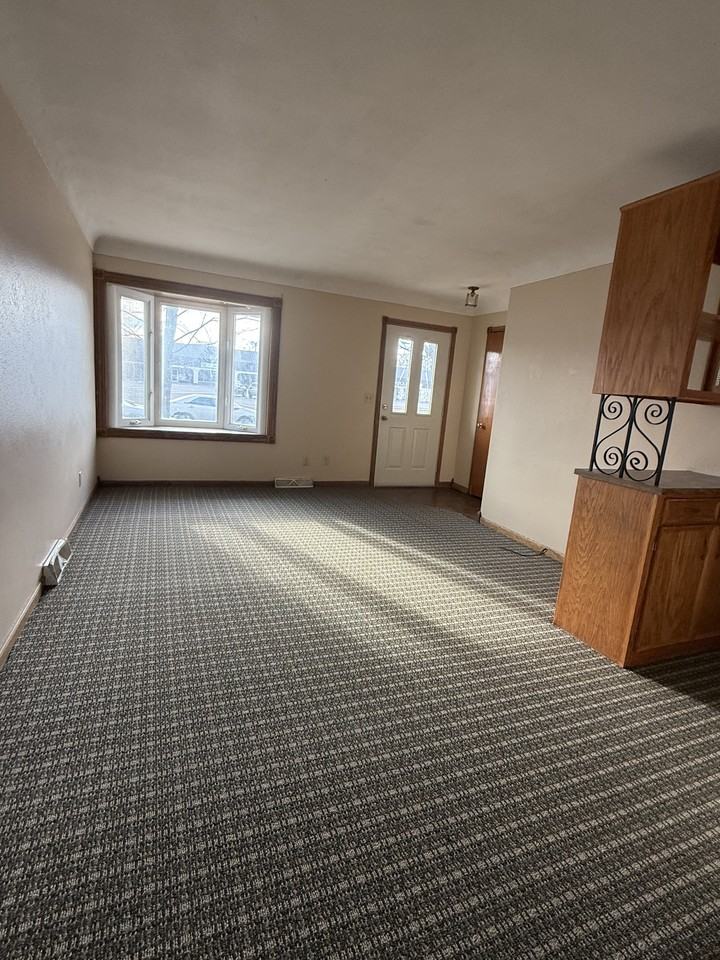 2021 Veterans Drive #NA - Photo 3 of 19