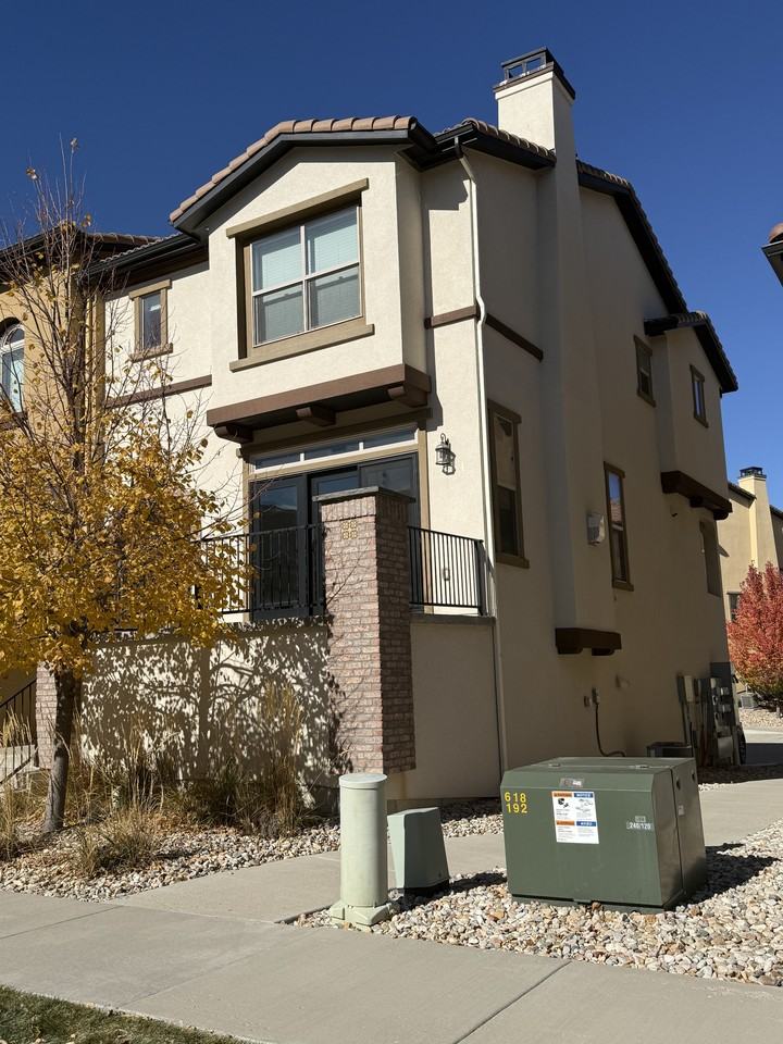 Washburn Avenue #15565 - Photo 2 of 32