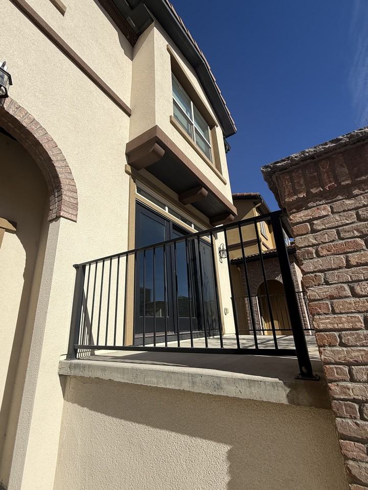 Washburn Avenue #15565 - Photo 3 of 32