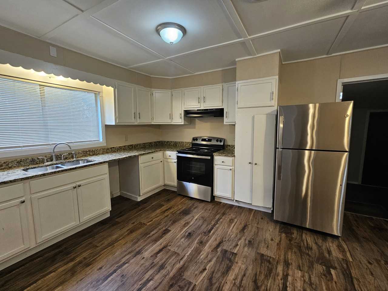 817 Cresthill Rd #2 - Photo 2 of 8