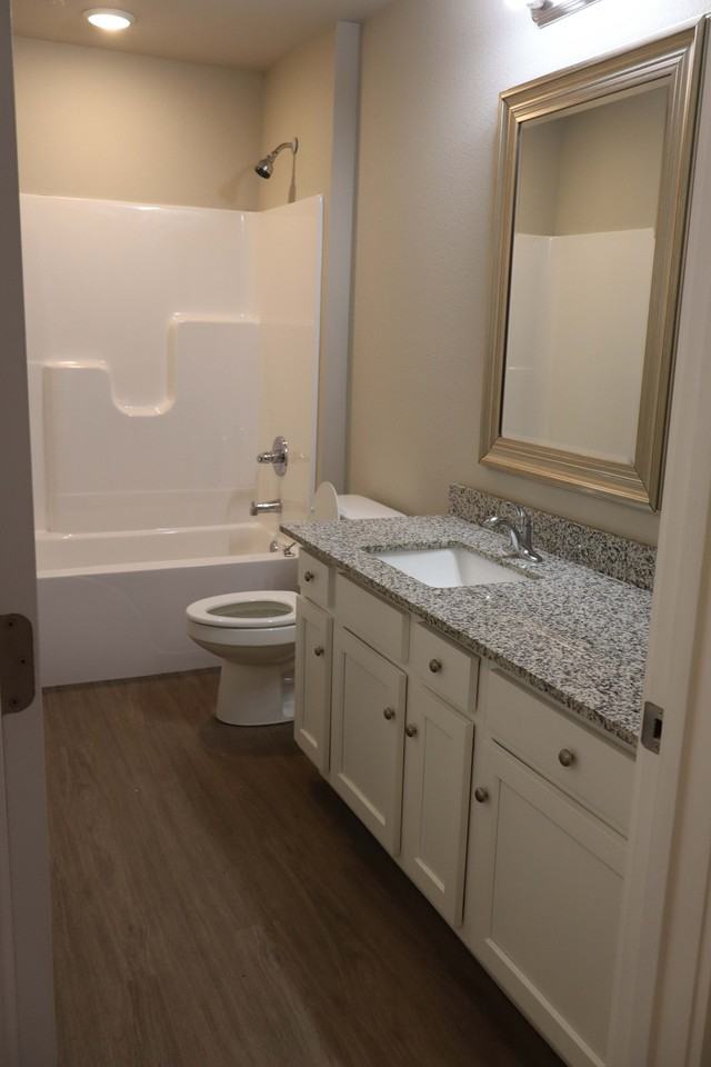 712 Xavier St #AB - Photo 3 of 21