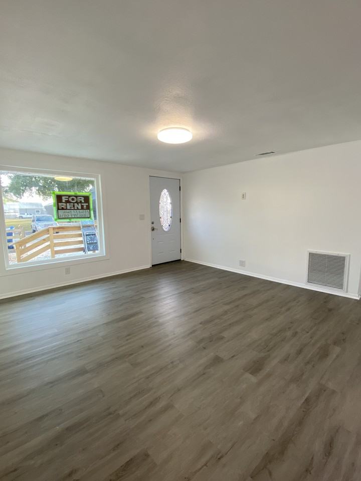 12120 71st St E #NA - Photo 7 of 50