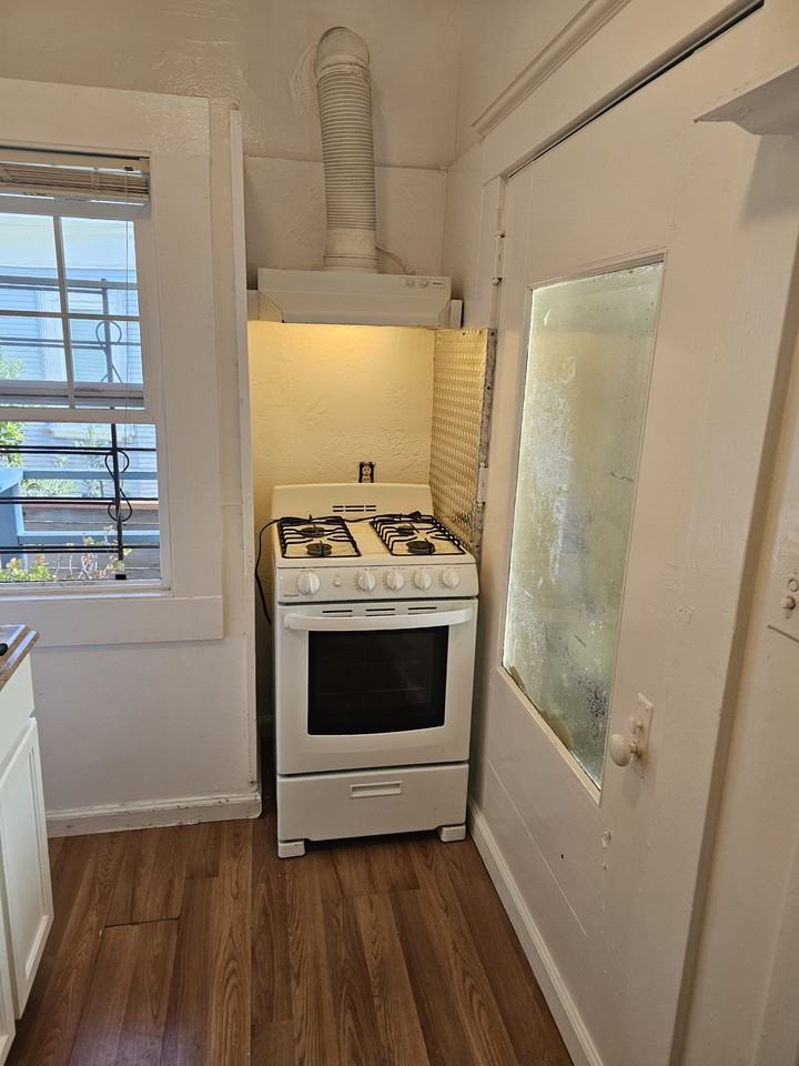 1060 Alcatraz Avenue - Photo 3 of 7