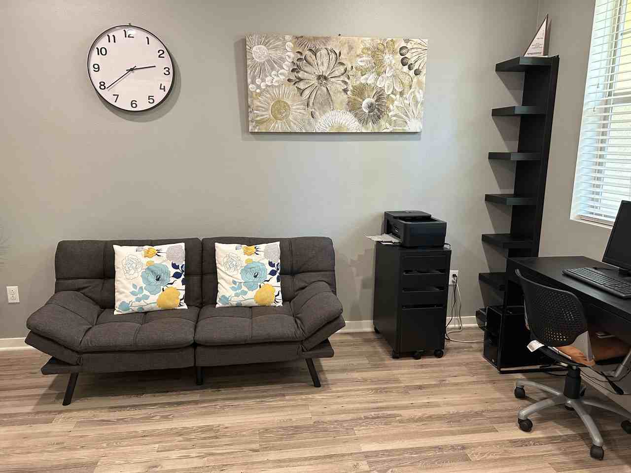 212 Paramount #212 - Photo 2 of 18