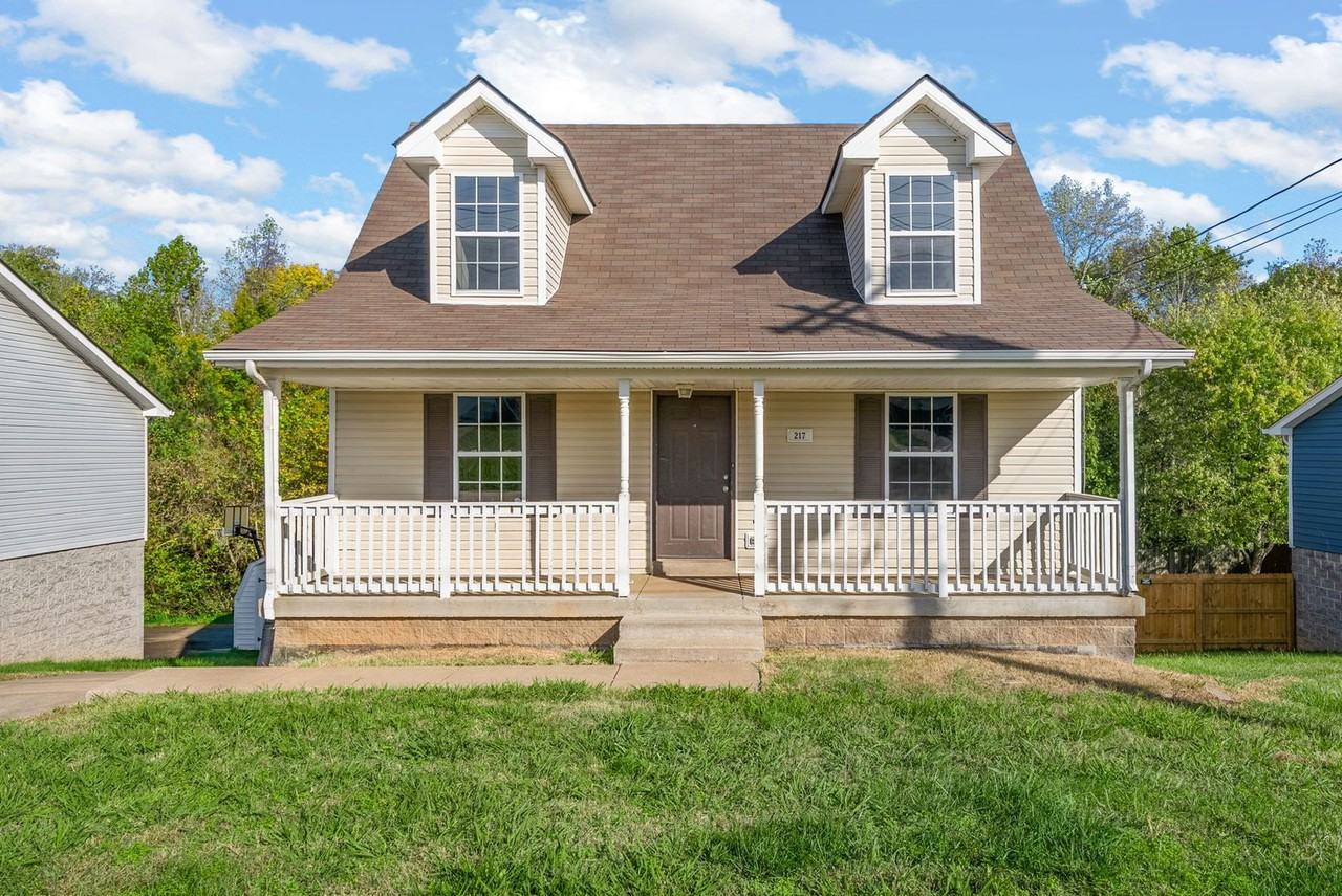 217 Senator Dr - Photo 3 of 30