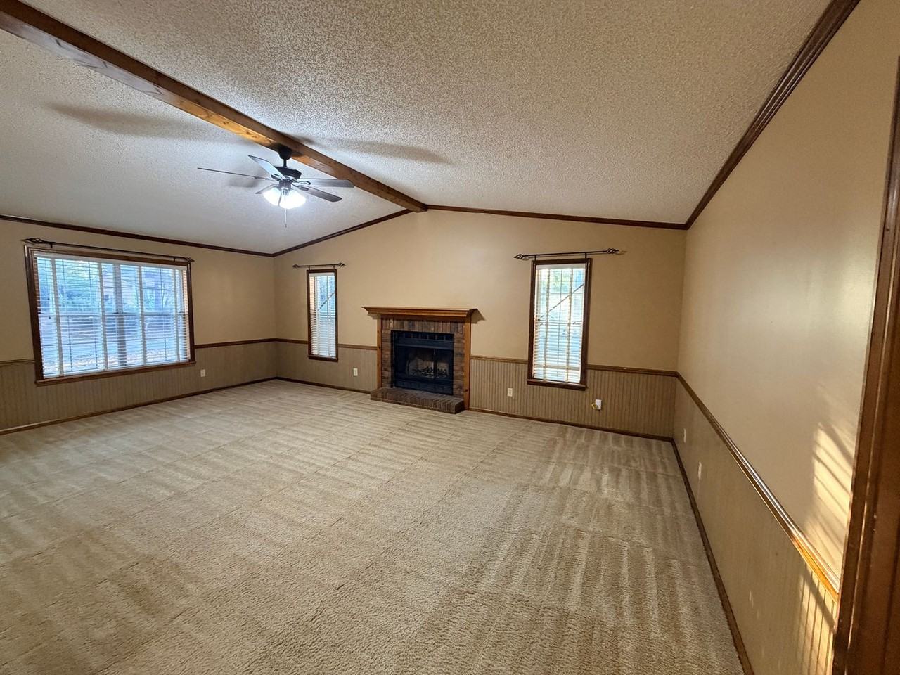 8 Brentwood Place - Photo 4 of 34