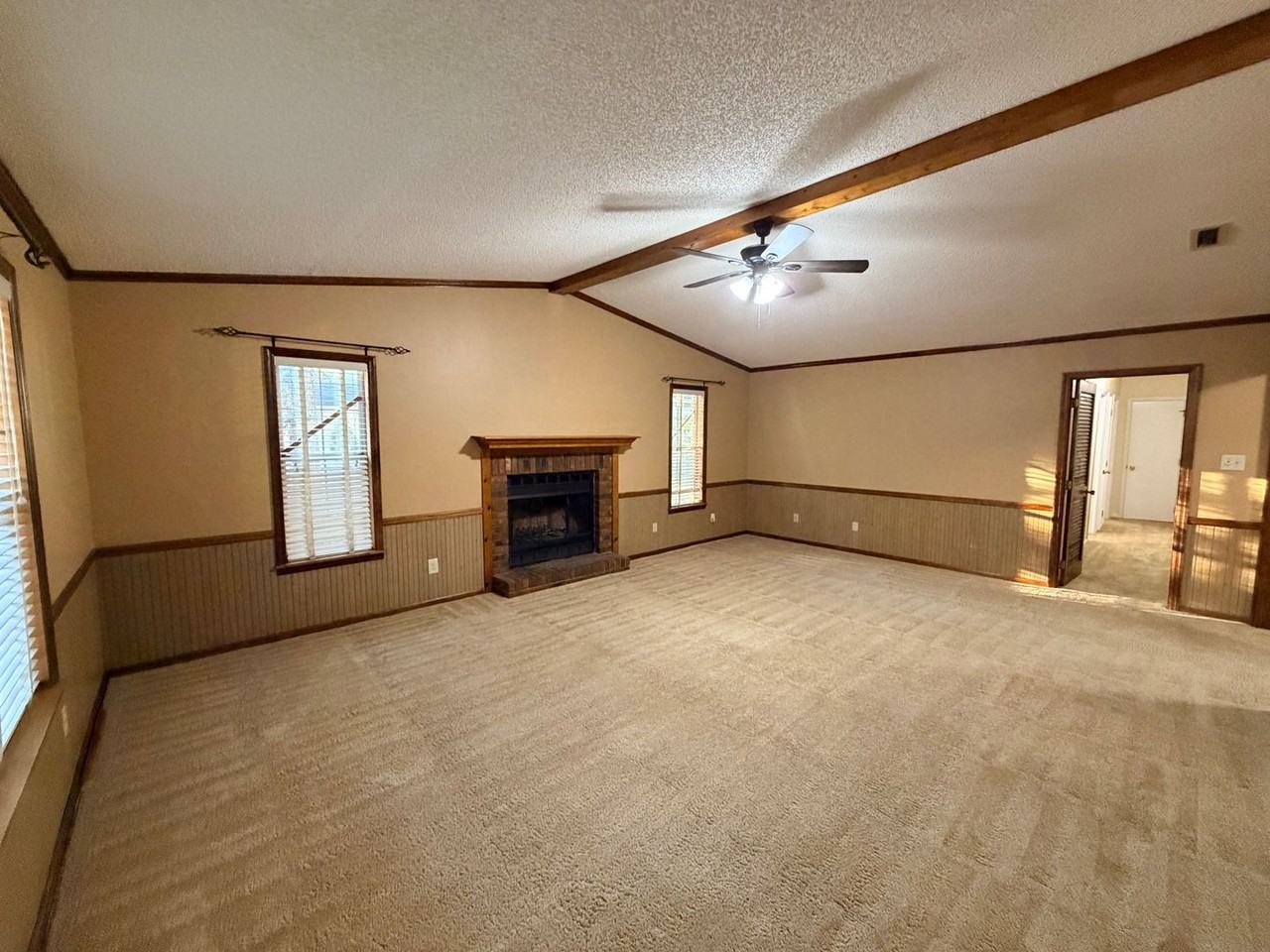 8 Brentwood Place - Photo 3 of 34