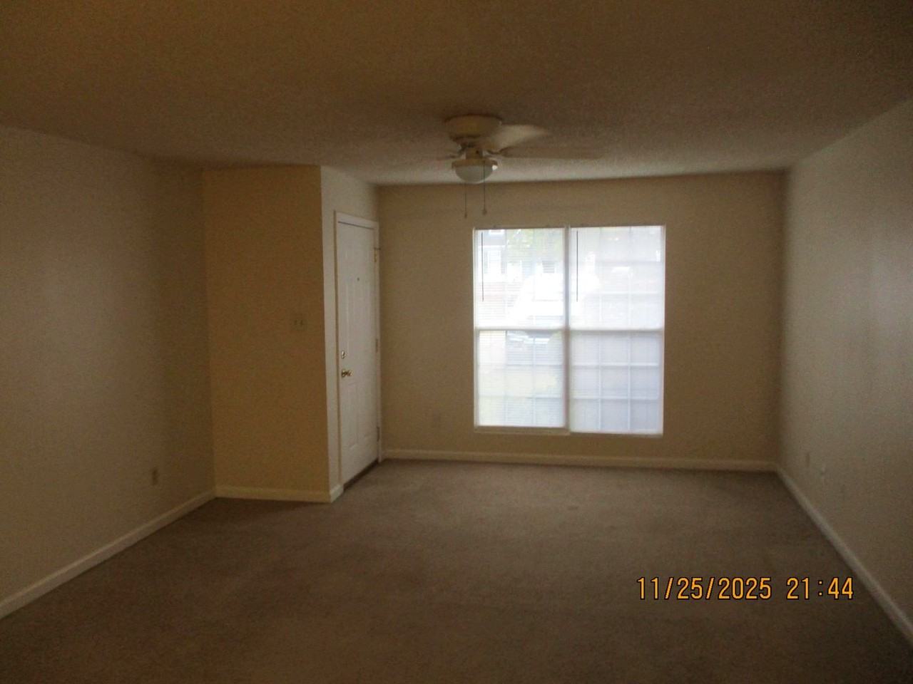 186 Starksville Avenue South - Photo 5 of 10