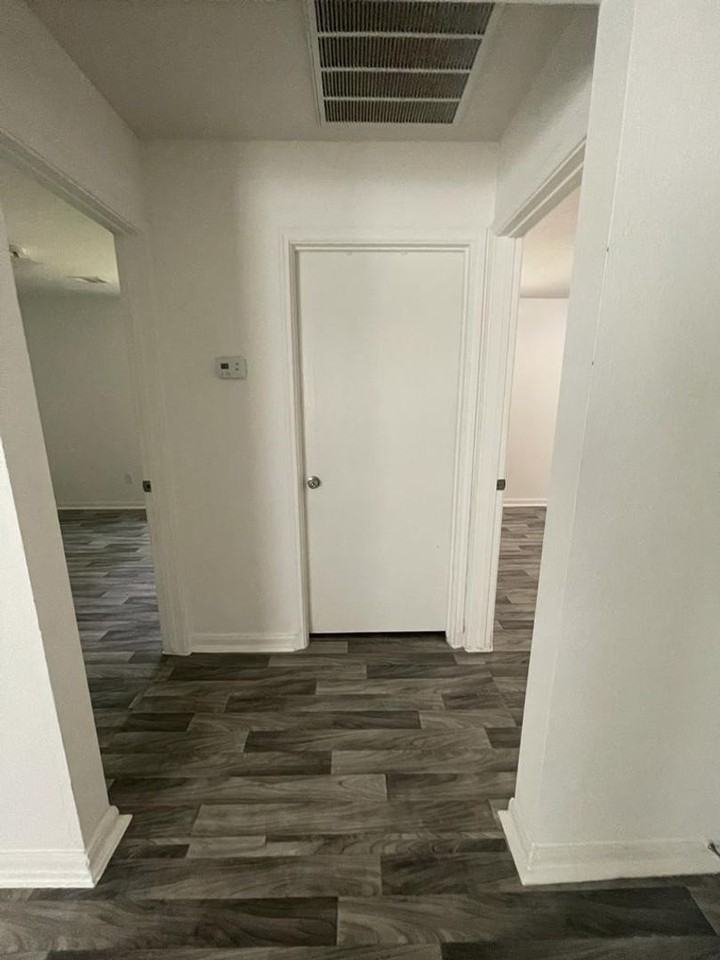 1080 Hulett Dr - Photo 7 of 8