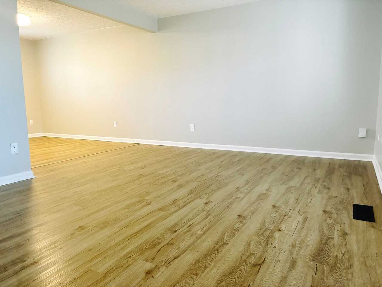 3044 Arrowsmith Dr - Photo 7 of 13