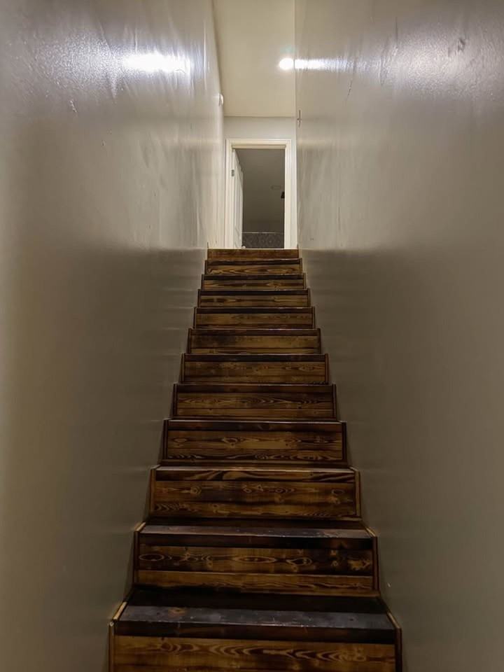 Townhouses - Exeter, MO - Photo 6 of 7