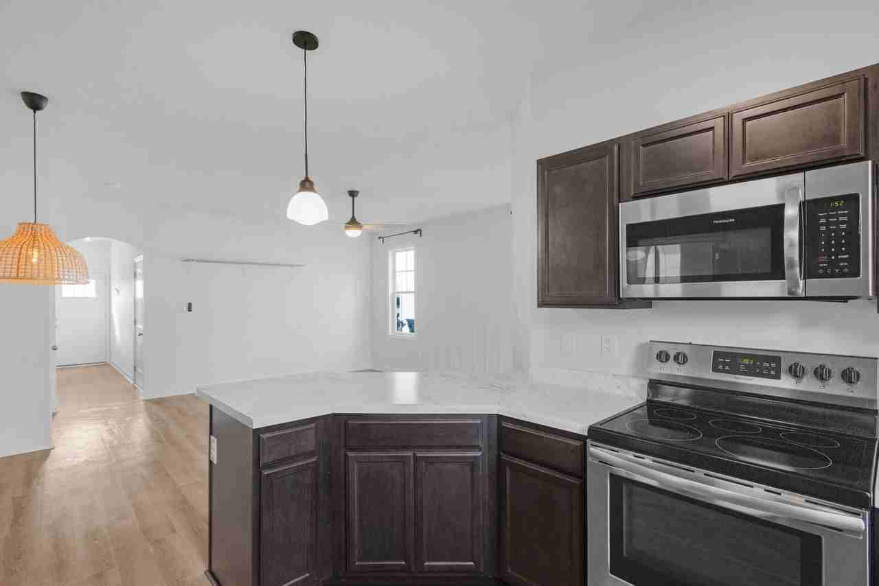 502 Shallotte Ln - Photo 7 of 24