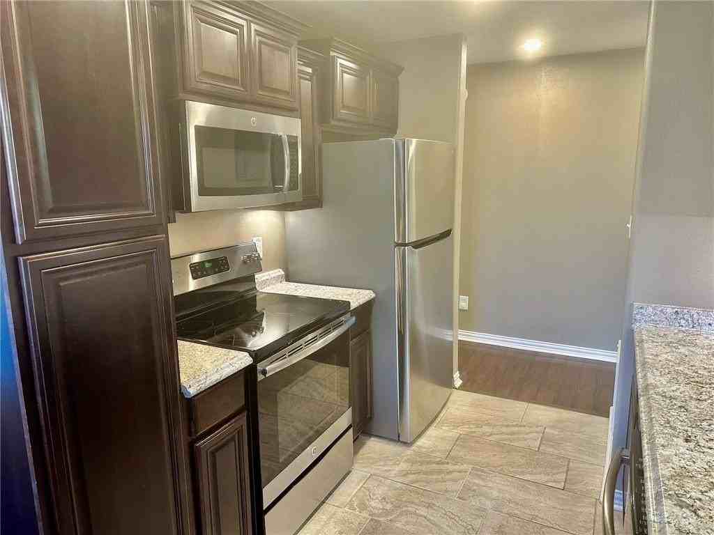 35 Gore Lane - Photo 7 of 19