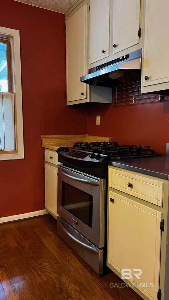 905 Van Ave - Photo 5 of 25