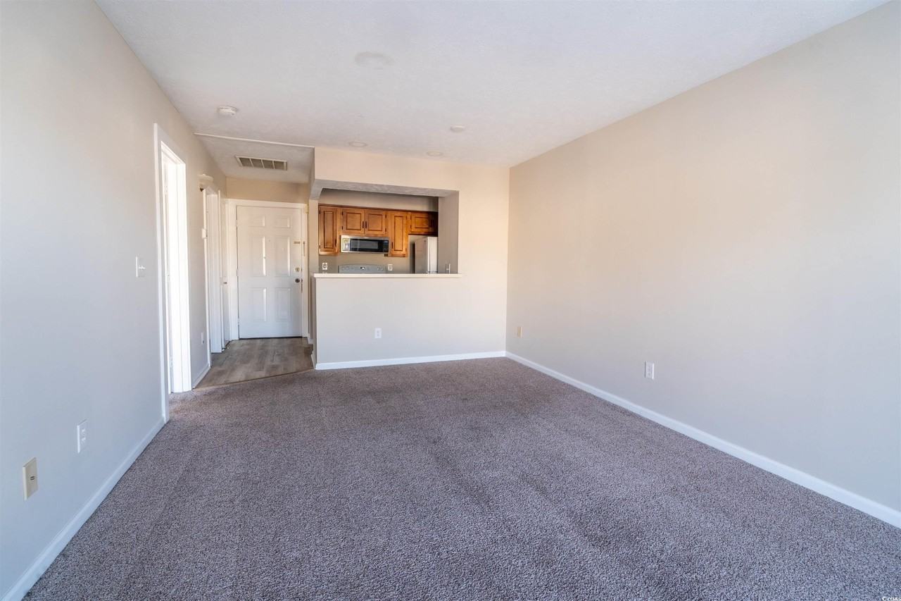 4708 Cobblestone Drive - Photo 6 of 15