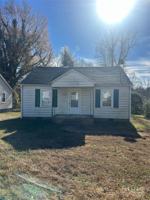 featured image of 323 West Bingham Street