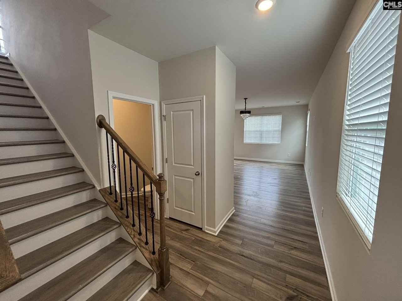 520 Richmond Rd - Photo 2 of 29