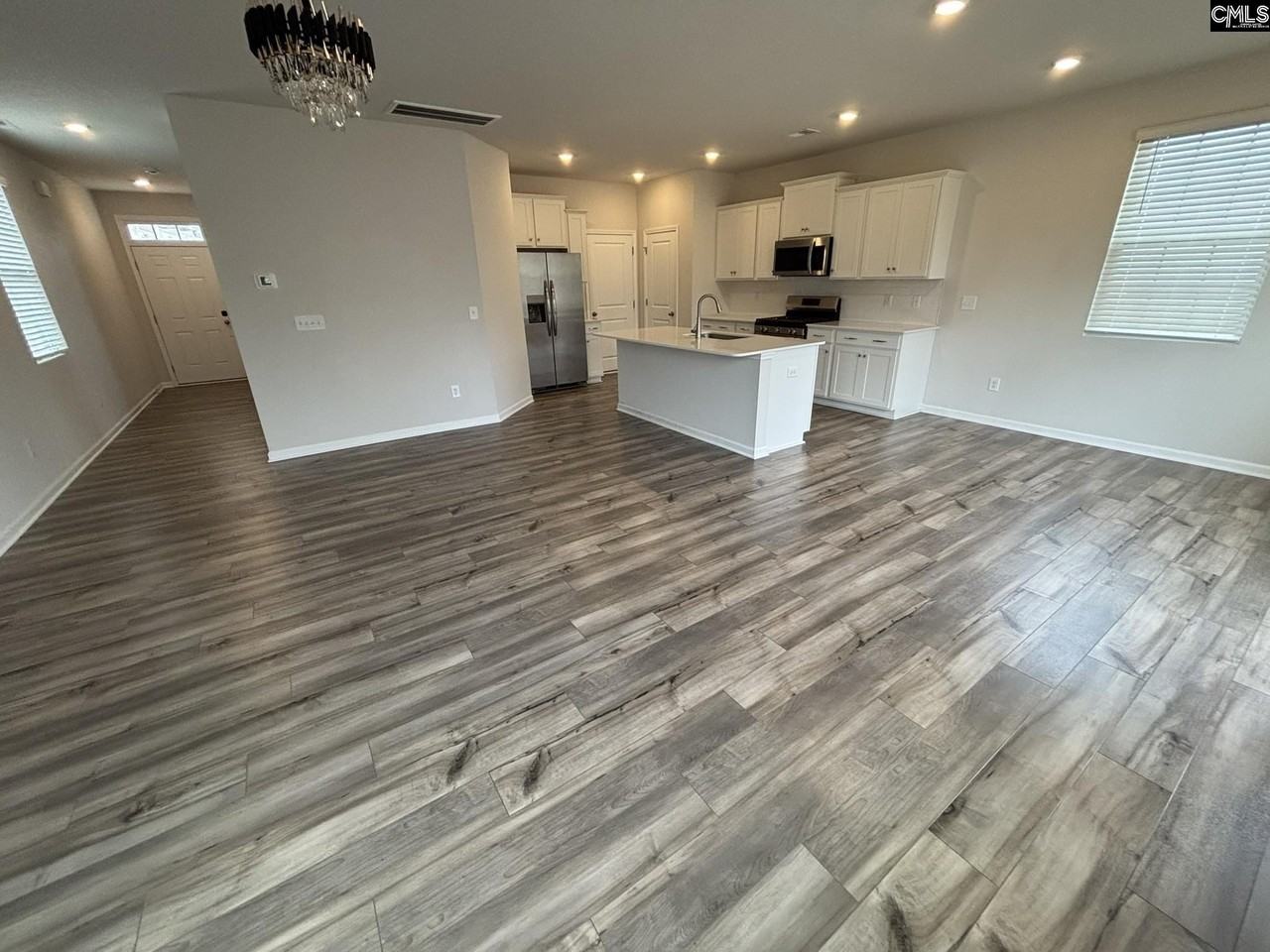 520 Richmond Rd - Photo 5 of 29