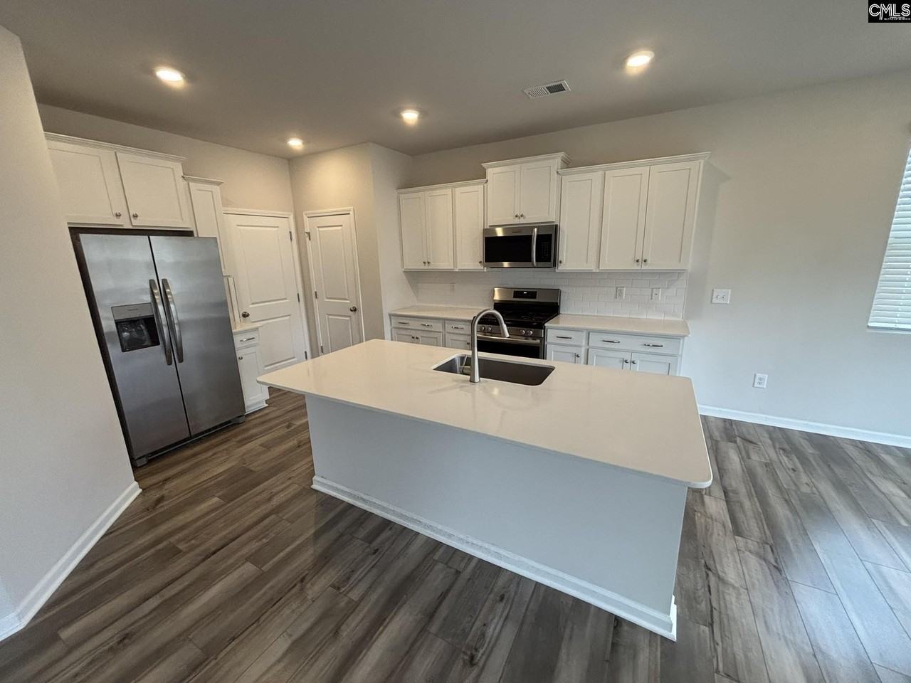 520 Richmond Rd - Photo 7 of 29