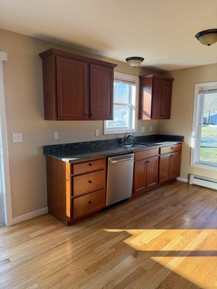 49 Franklin Street #A - Photo 6 of 17