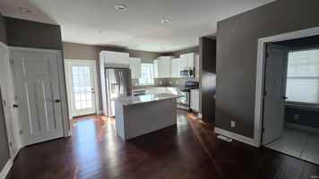 featured image of 111 Carlin St