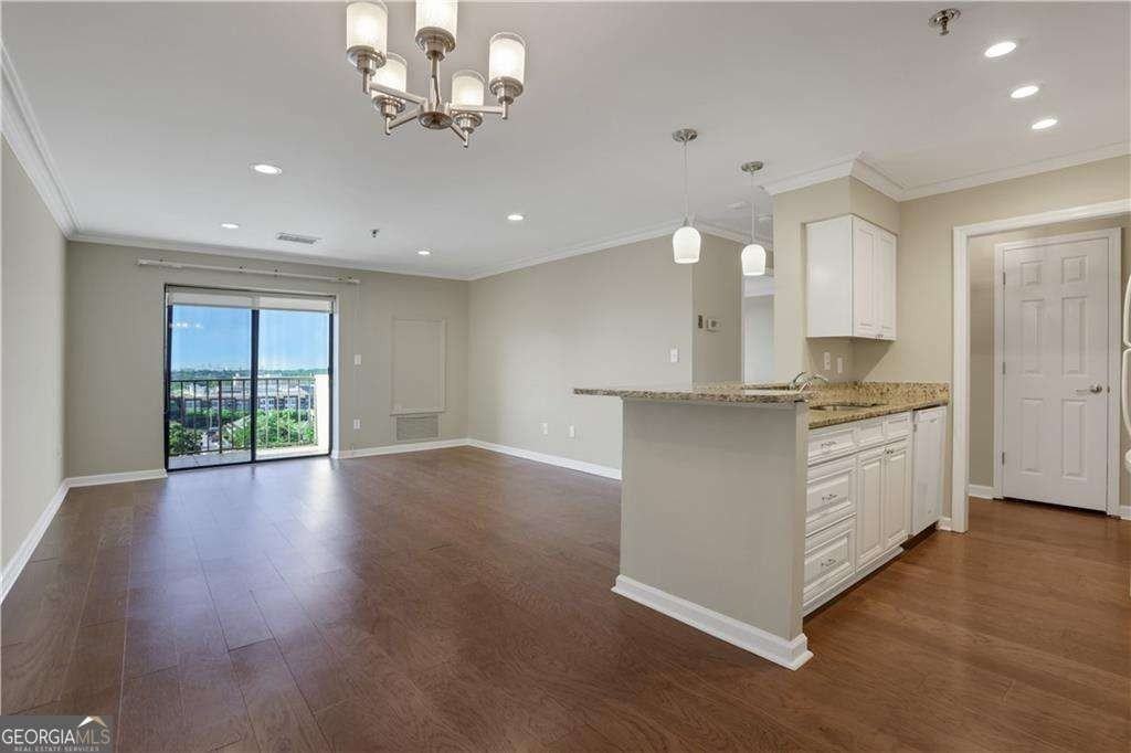 300 Johnson Ferry Road Northeast #B902 - Photo 7 of 37