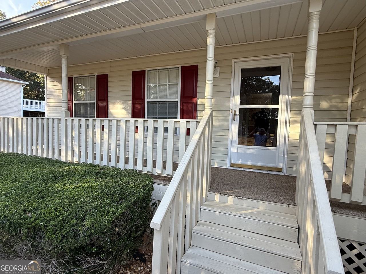 228 Solomon Drive - Photo 2 of 20