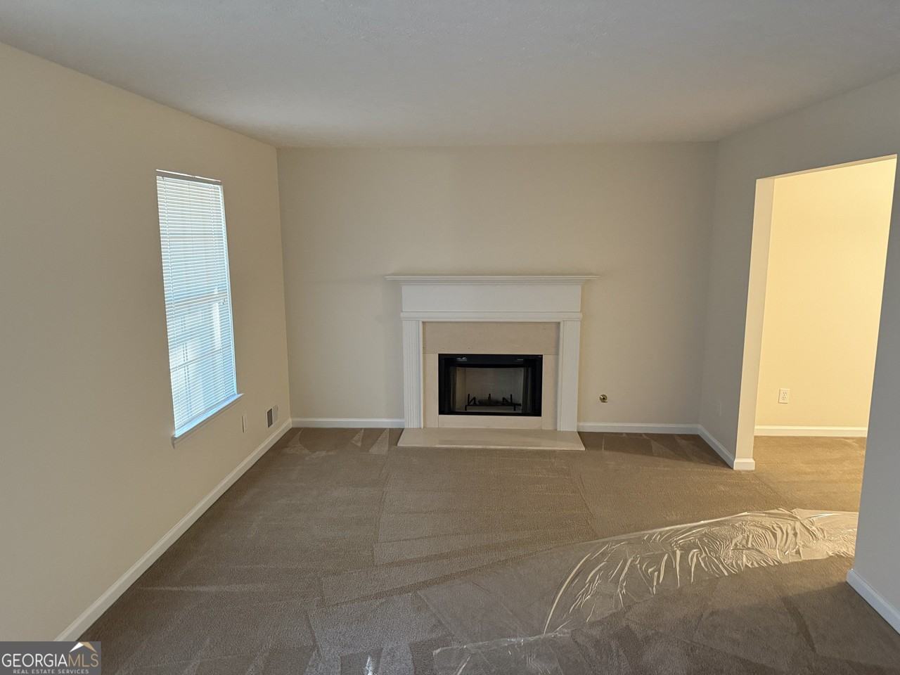 228 Solomon Drive - Photo 3 of 20