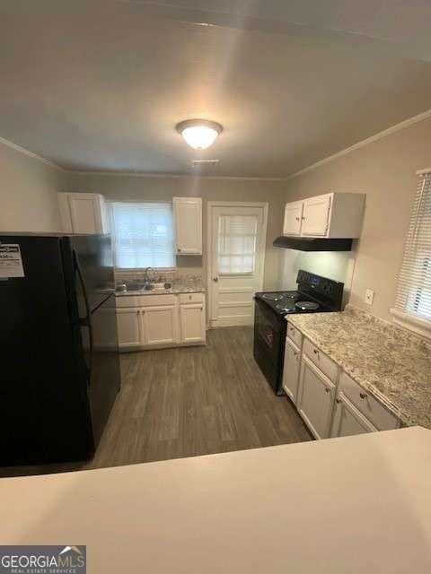 5128 Phillips Drive - Photo 6 of 10