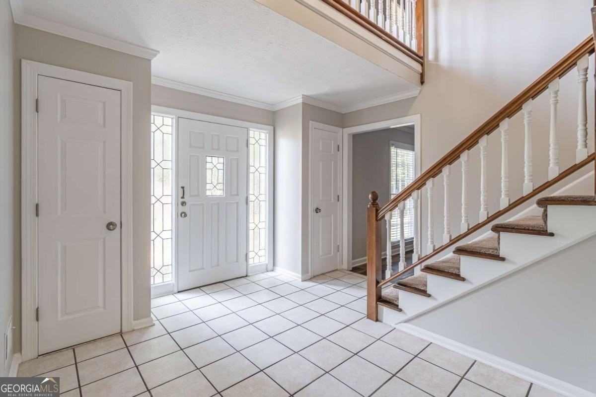 736 Singley Drive - Photo 2 of 32