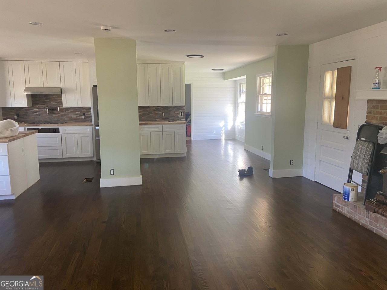 5170 Paul Circle Southwest - Photo 4 of 12