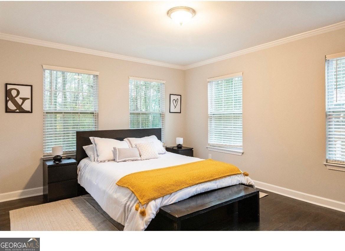 2032 North Ave Nw - Photo 7 of 10