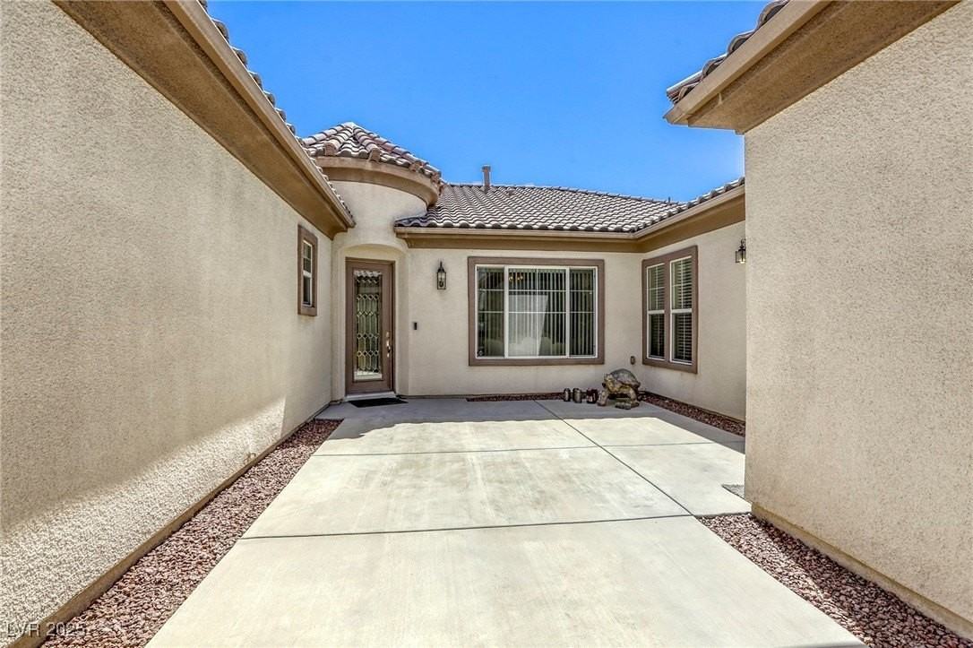 7286 Mount Kearsarge St - Photo 6 of 50