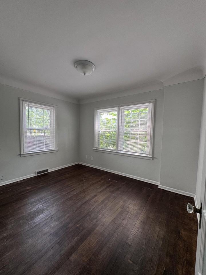 1205 Sibley St Nw - Photo 4 of 20