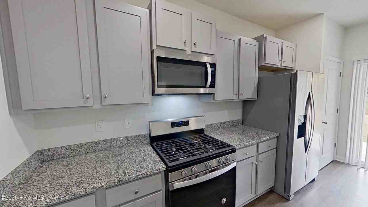 9051 St George Rd - Photo 5 of 23