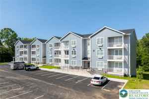 featured image of 948 North Front Street #C2