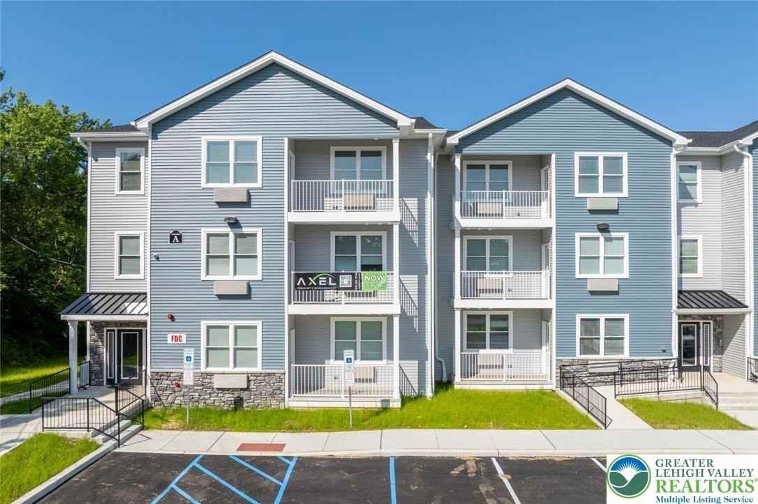 948 N Front St Unit C-2 #C2 - Photo 2 of 18