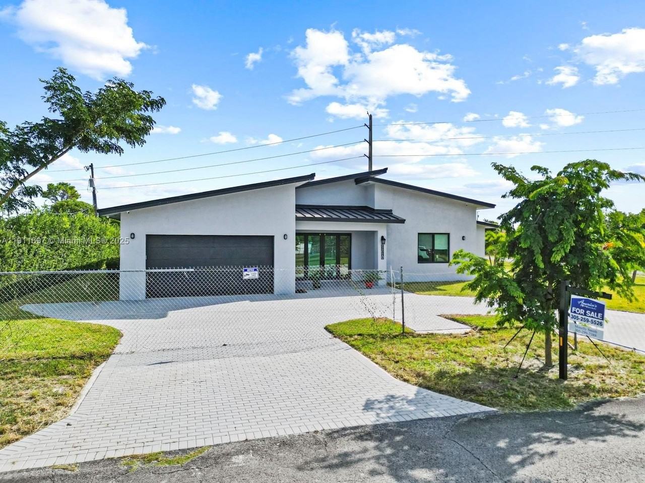 22451 Sw 118th Ave - Photo 3 of 44