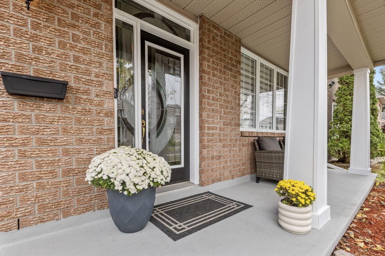 5 Rossan Street - Photo 3 of 38