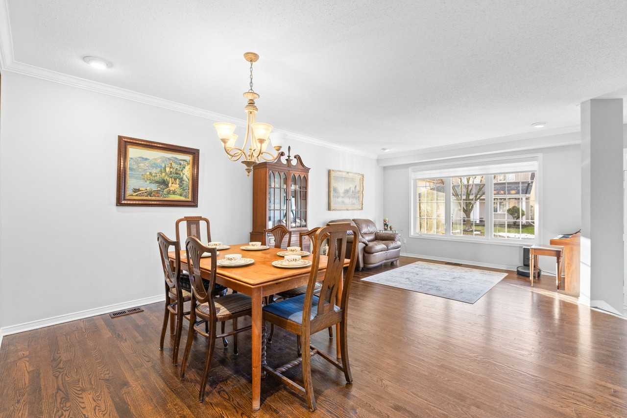 5 Rossan Street - Photo 7 of 38