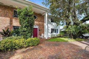 featured image of 10670 Southwest 77th Avenue #10670