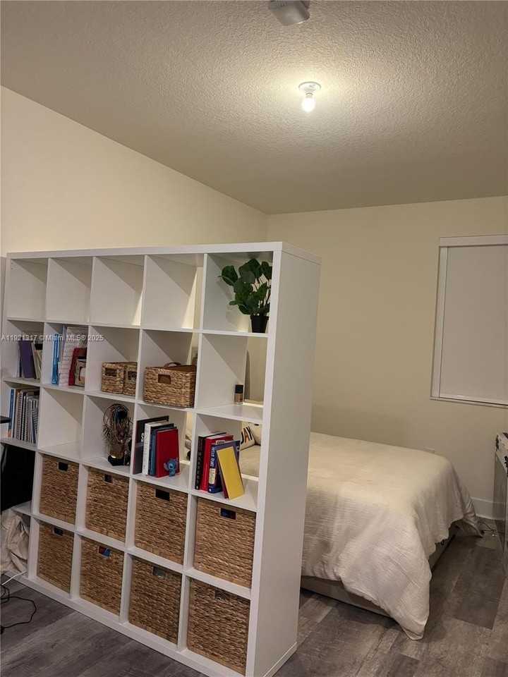 6502 Nw 105th Pl #0 - Photo 3 of 9