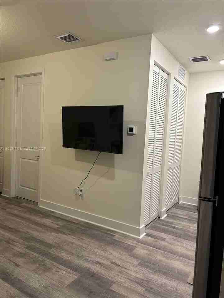 6502 Nw 105th Pl #0 - Photo 7 of 9