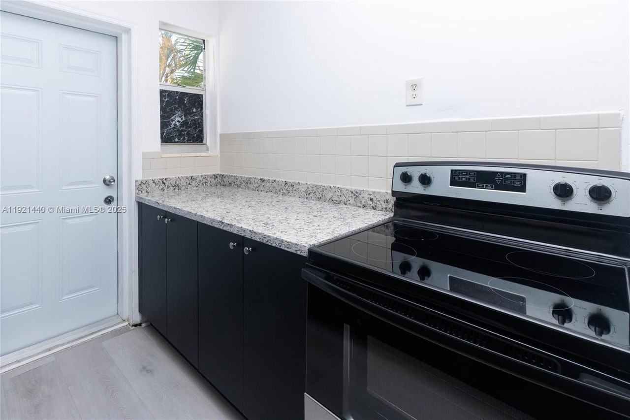 1840 Fillmore Street #409-3 - Photo 5 of 20