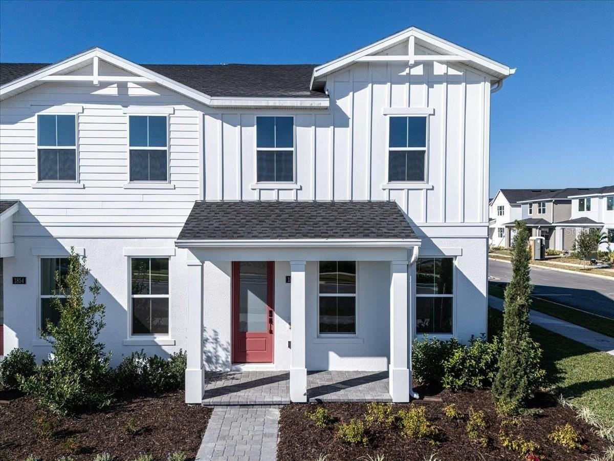 1850 Falconhurst Pl - Photo 4 of 50