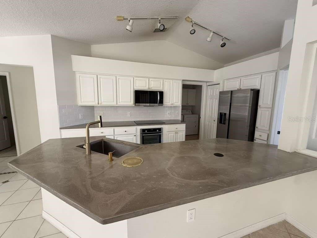 2904 Evans Way - Photo 5 of 29