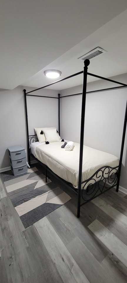 W Chicago Ave - Photo 5 of 5