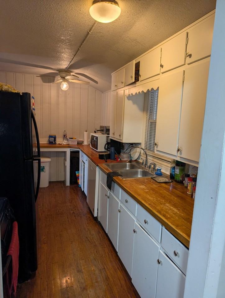 Fuller Ave - Photo 2 of 17