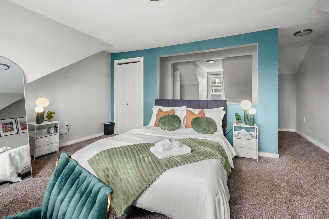 Duncan St - Photo 6 of 12